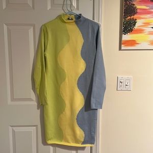 Sweater mini dress. Brand: fashion Nova size: Large Sweater dress is stretchable